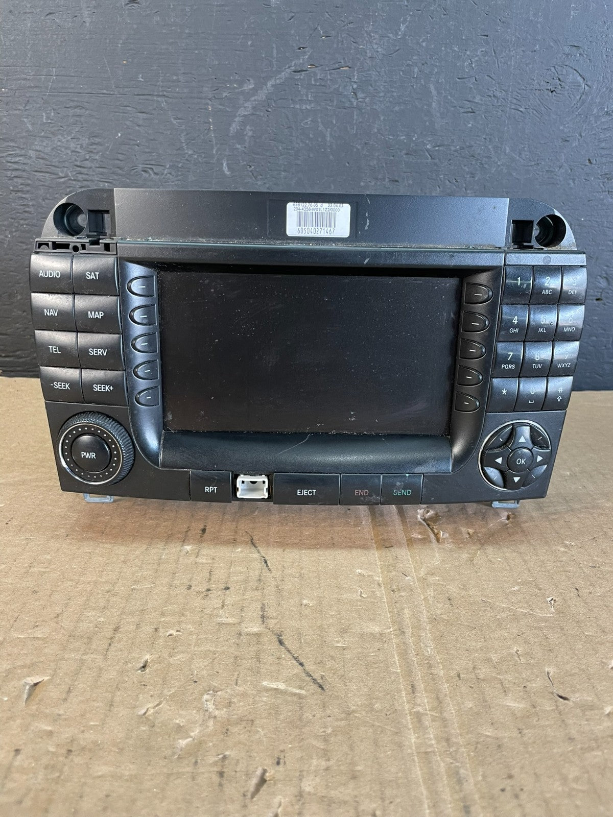 2004 2005 2006  Mercedes S430 S500 Radio Navigation Screen Display ac4888 DG0