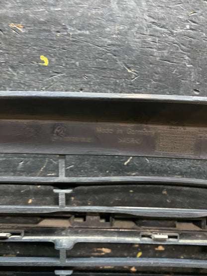 2009 to 2011 Freightliner Sprinter Front Upper Chrome Grill Grille X3391 DG12