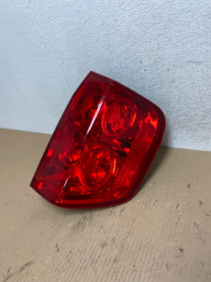 2003 2004 2005 Honda Pilot Right Passenger RH Side Tail Light AE7339 LK1