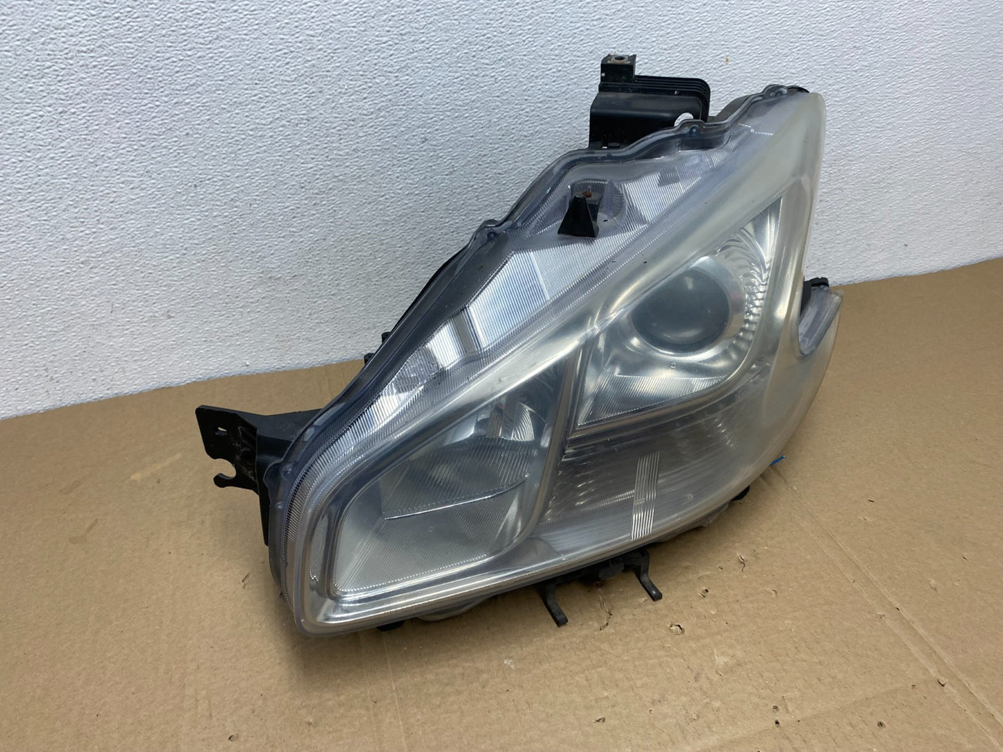2009-2014 Nissan Maxima Headlight Left Driver Side Xenon HID OEM AC3771 DW2