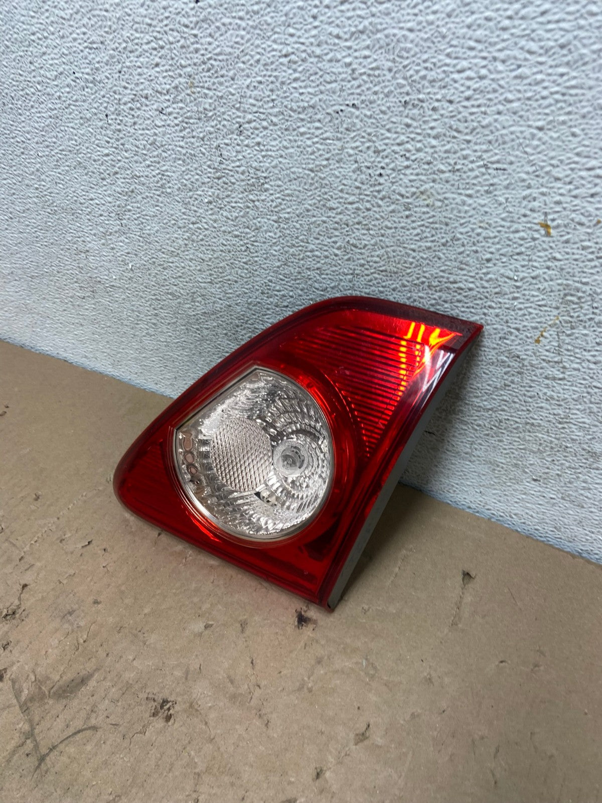 2009-2010 Toyota Corolla Right Passenger Rh Side Tail Light Inner AF4258 LK1