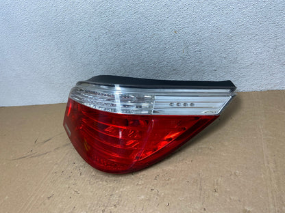 2008 2009 2010 BMW 5 525i 530i Right Passenger Rh Tail Side Light AG1092 LK1