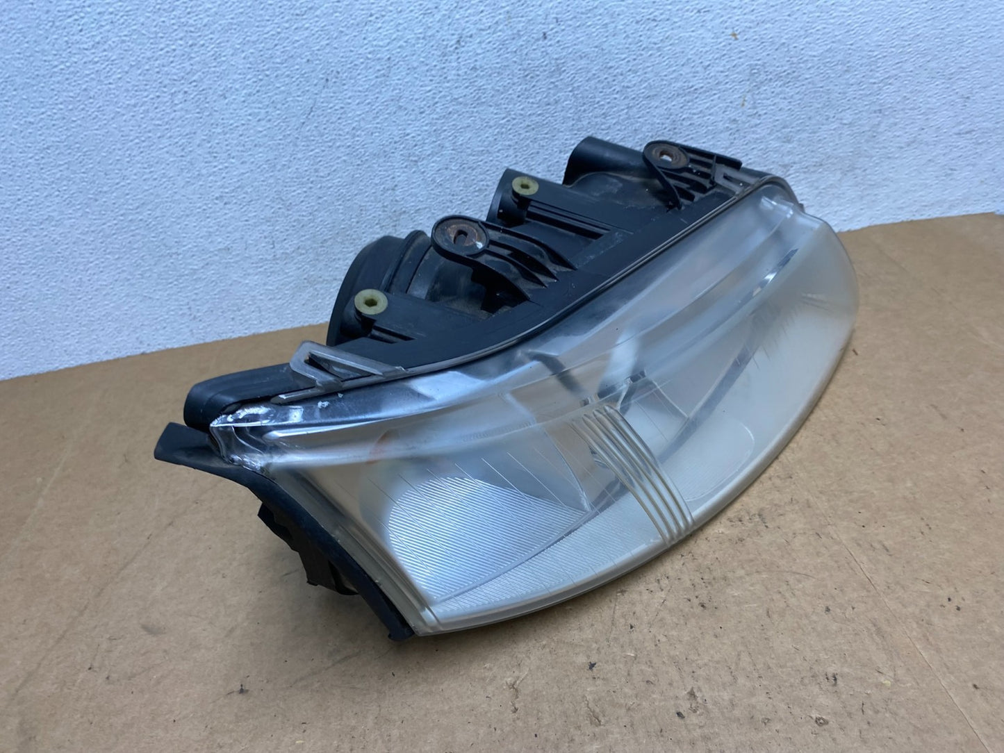 2003 - 2007 Saab 9-3 Right Passenger Headlight Halogen AE3253 DW2