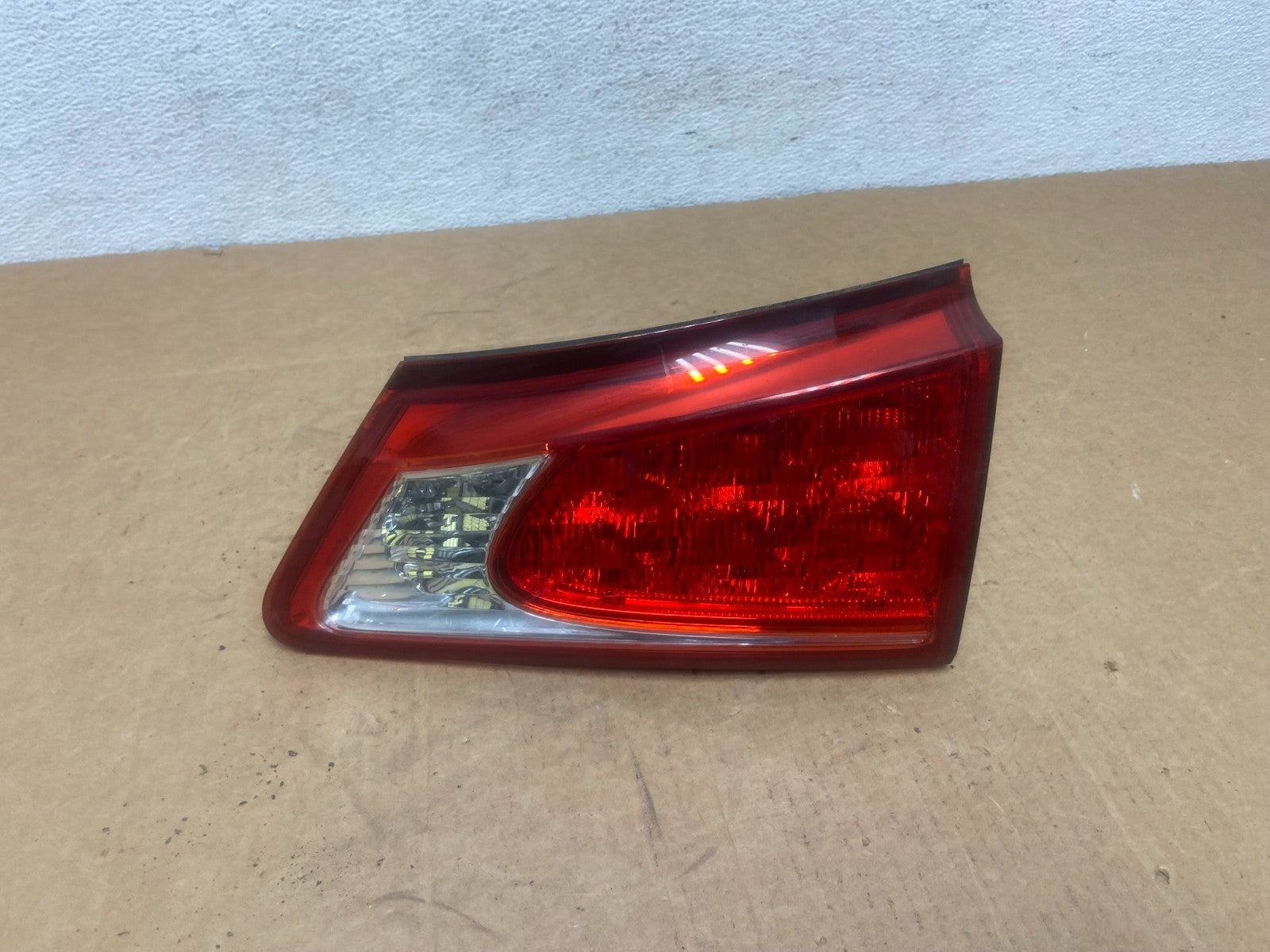 2009 - 2010 Lexus Is250 Is350 Right Passenger RH Inner Tail Light AD6017 DW0