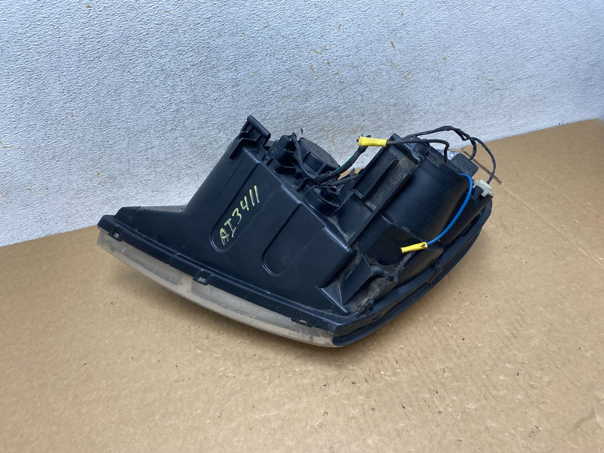 2008-2012 Kia Sedona Right Passenger RH Side Headlight Halogen AI3411 DW9