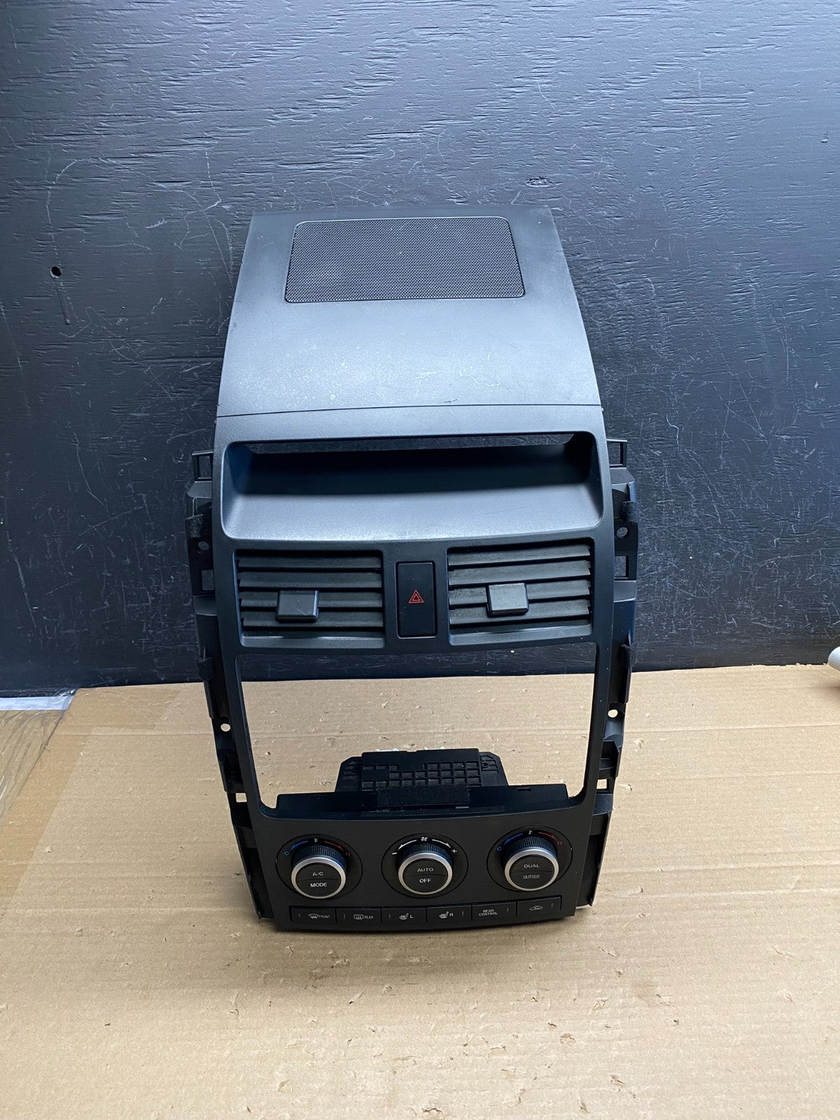 2007 - 2009 Mazda CX-9 Radio Dash Trim Bezel W/Vent AC Climate Control ag6279 DG0