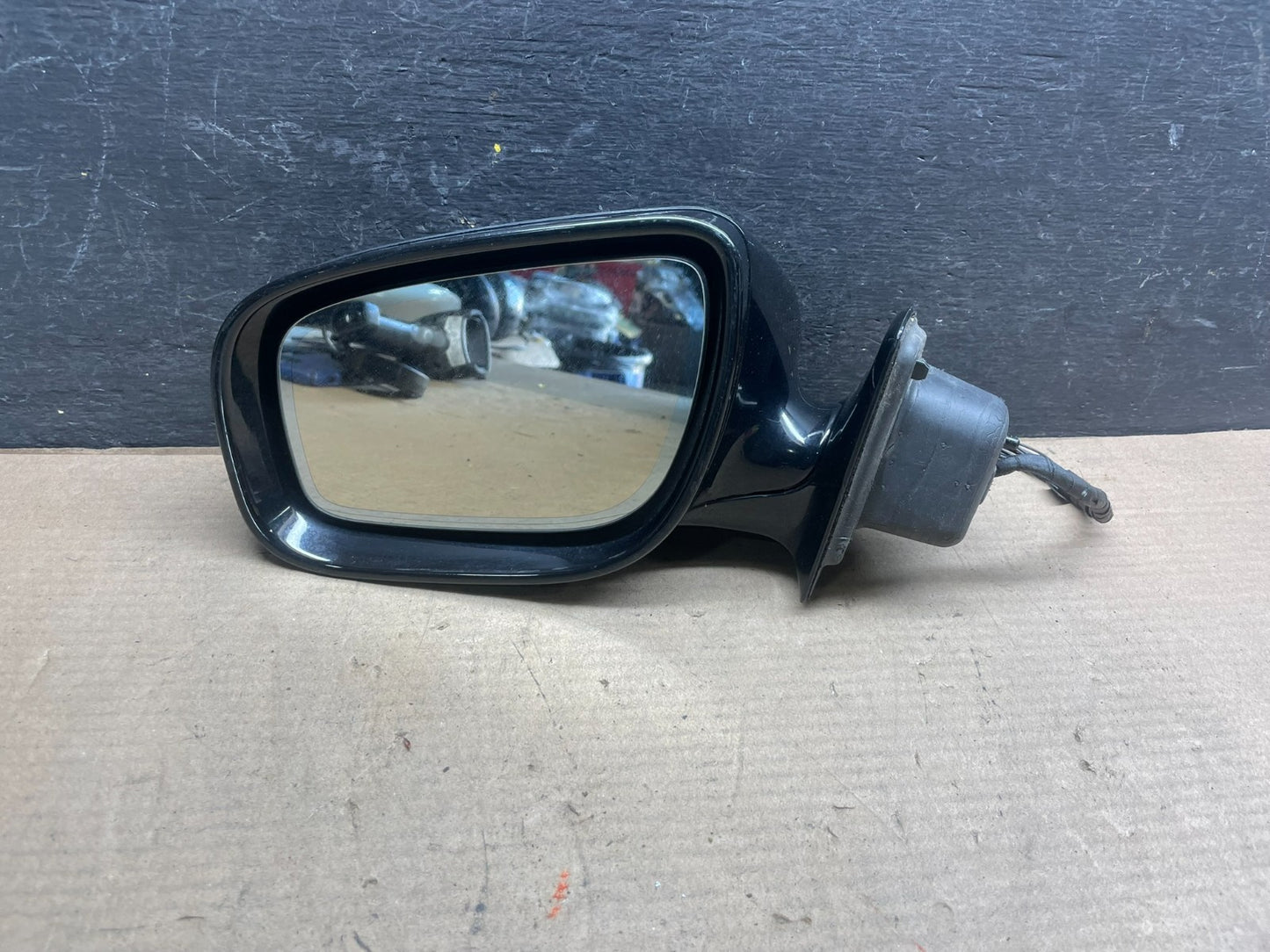 2007-2009 Mercedes E-Class  Left Driver Lh Side Door Mirror Turn Signal P7354 DG2