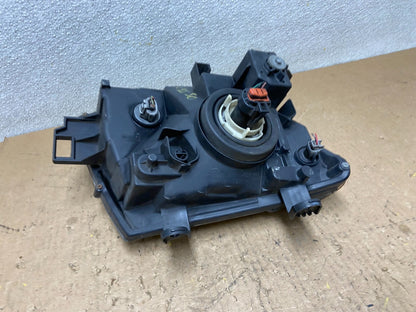 2005 - 2015 Nissan Xterra Driver Left LH Side Headlight Z9550 DW5