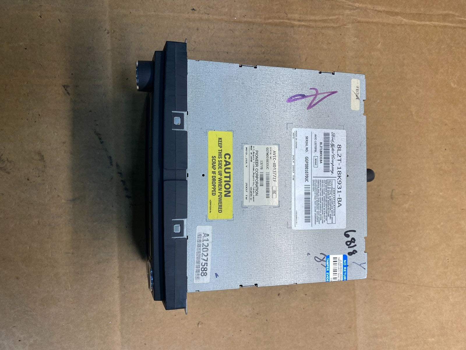 2008 - 2009 Ford Expedition Explorer Radio CD Player Screen Display OE AB3718 DG3