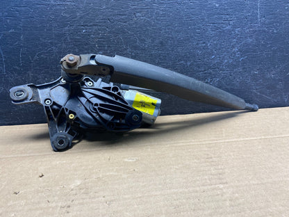 2011 to 2019 Ford Explorer Rear Windshield Wiper Motor AE8214 DG0