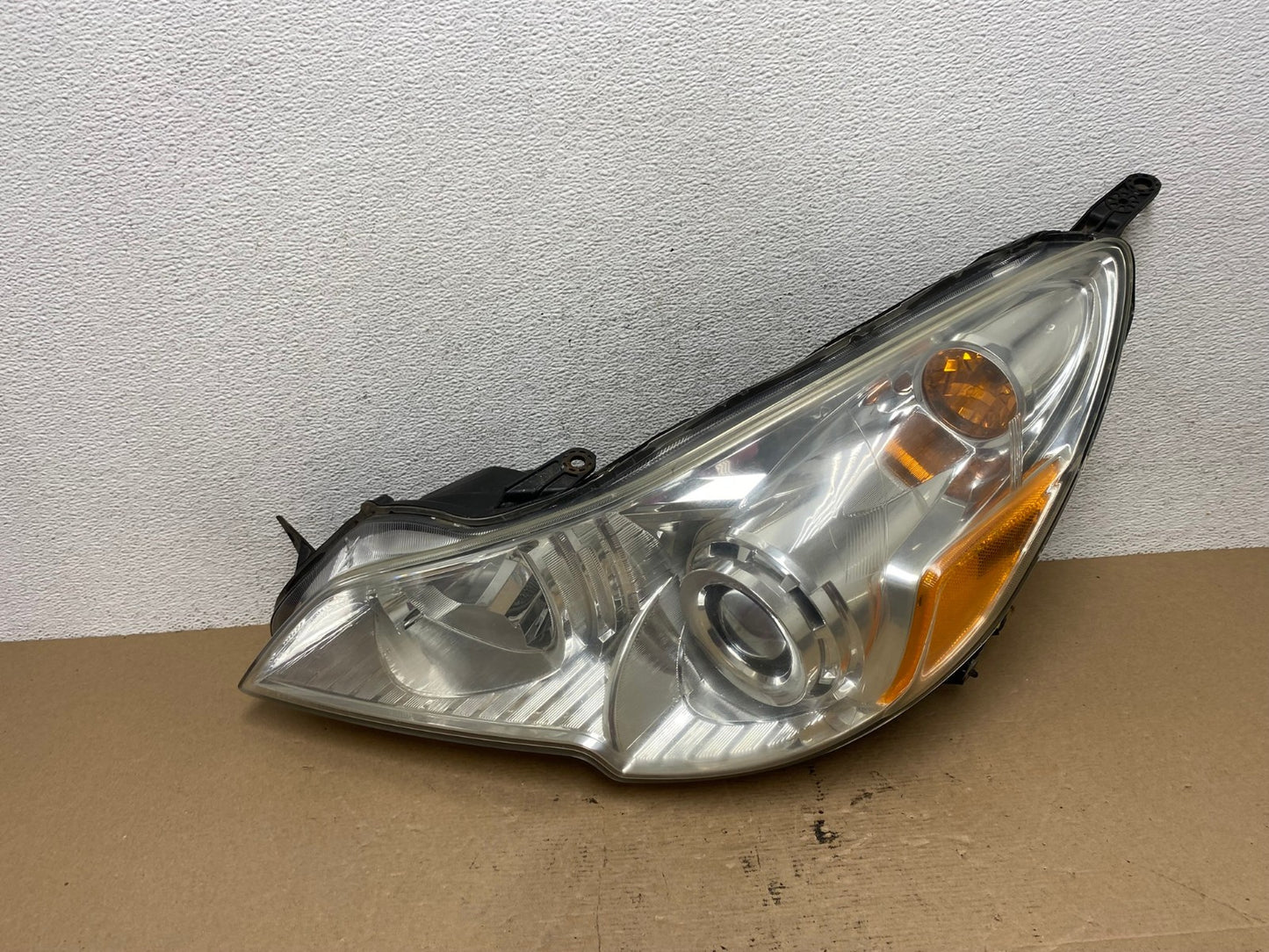 2010 2011 2012 Subaru Legacy Outback Left Driver Halogen Headlight AF4473 LK0