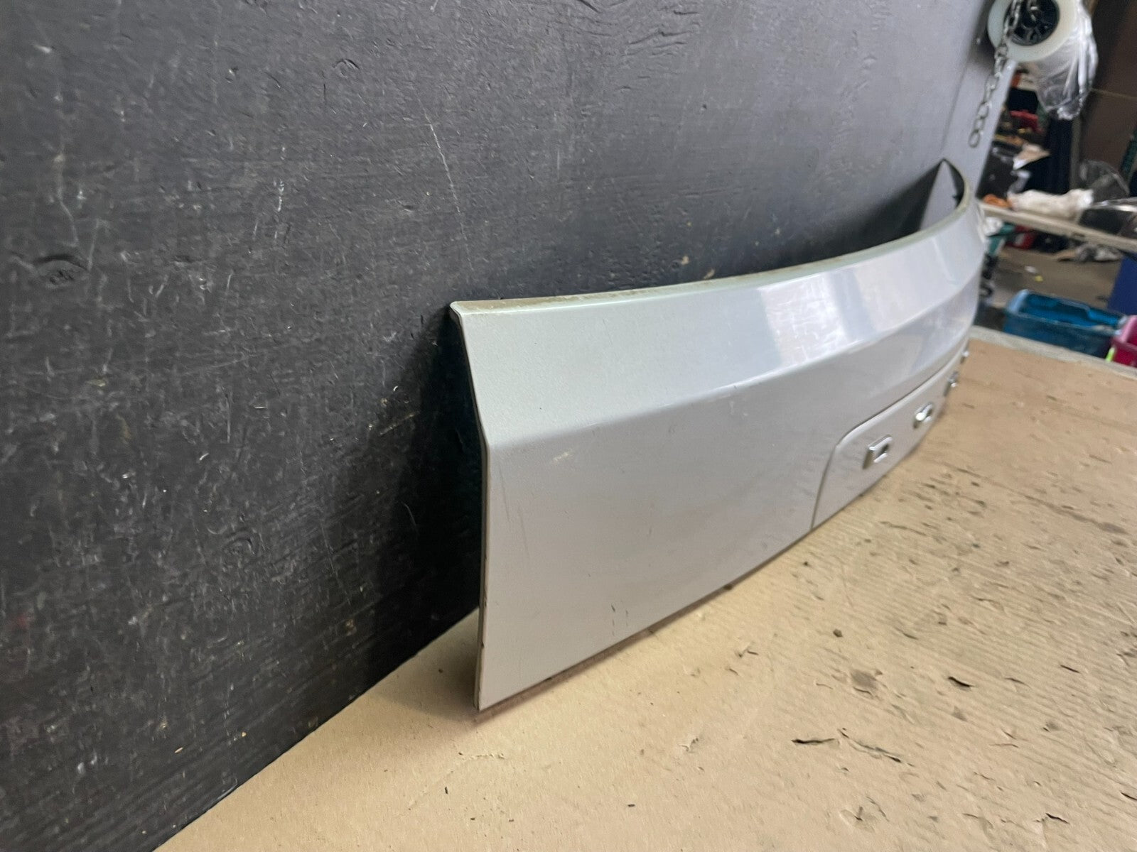 2011-2018 Dodge Grand Caravan Rear Tail Gate Trim Molding Panel M6053 DG2