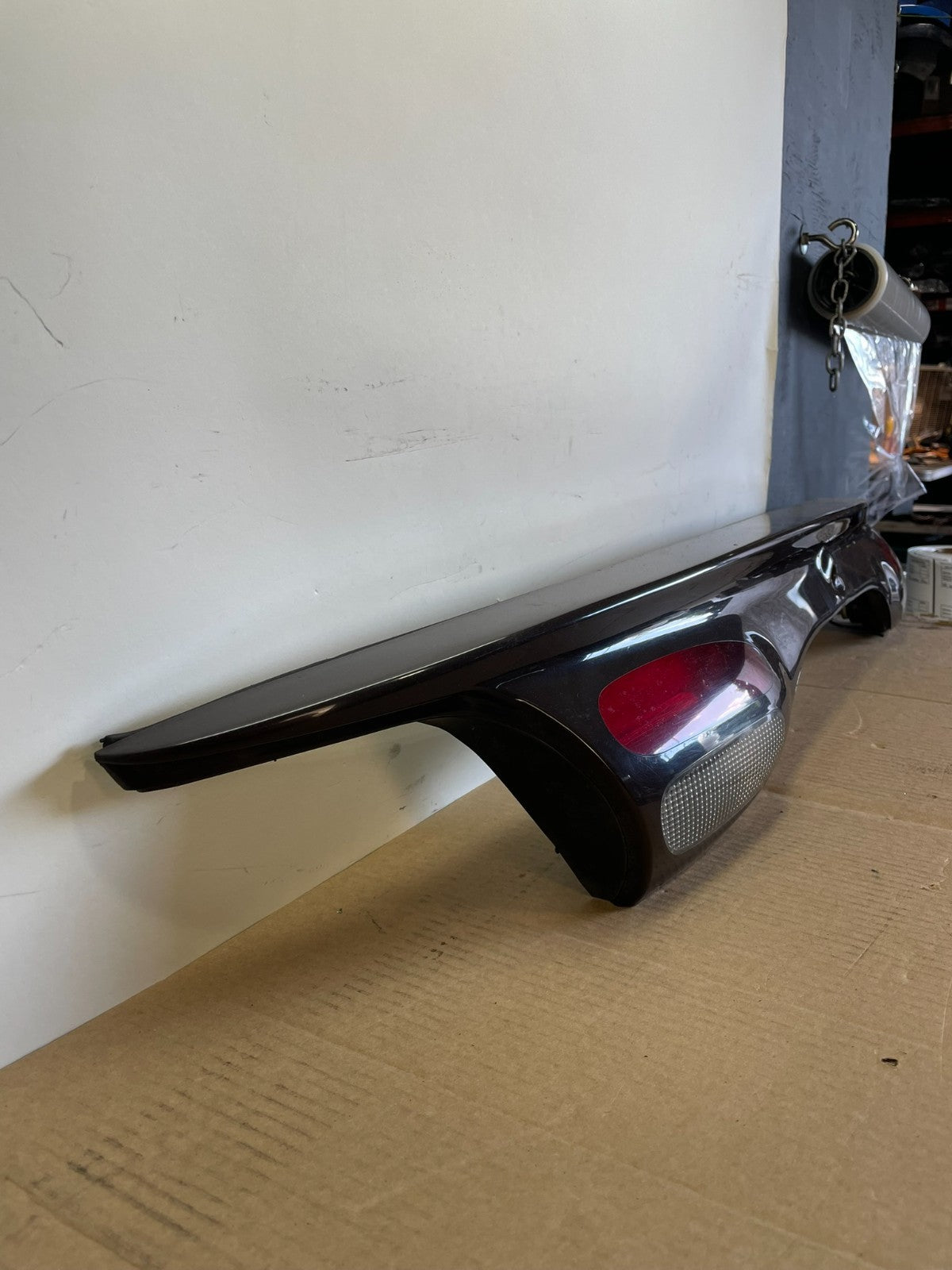 2000 to 2002 Ford Taurus Trunk Rear Center Lid Tail Light Panel ah0079 DG2
