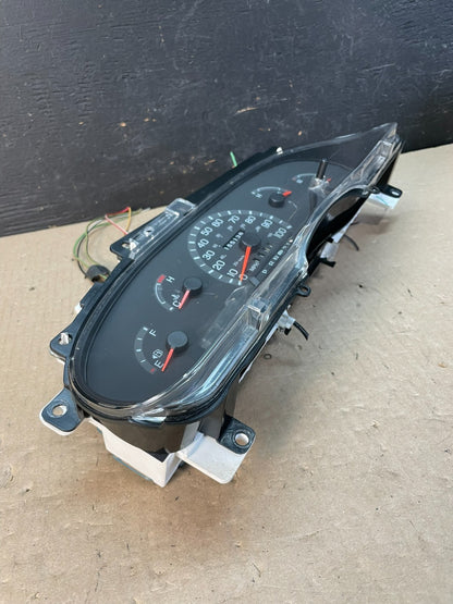 1999-2001 Ford Econoline E250 E350 Van Speedometer Instrument Cluster AE3353 DG3