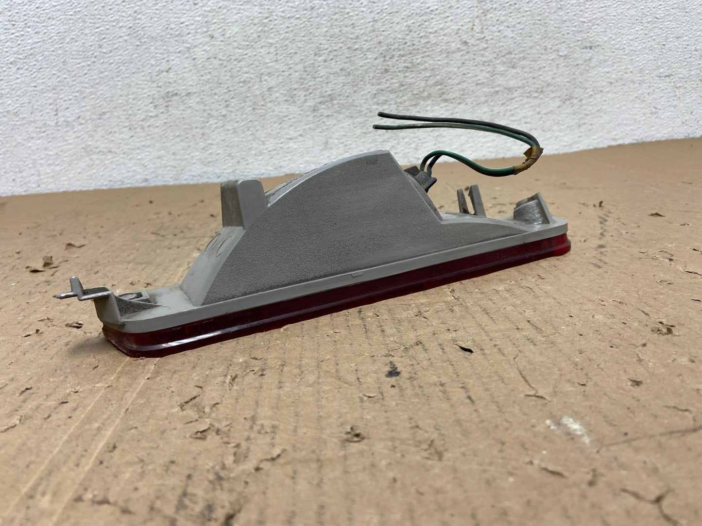 1999 to 2004 Honda Odyssey Rear 3rd Brake Light Lamp ad8161 DG3