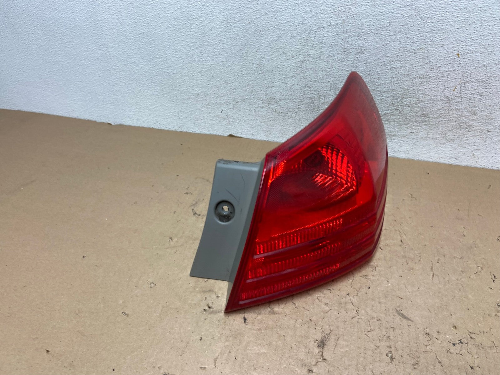 2008 to 2015 Nissan Rogue Right Passenger Rh Side Tail Light AG4464 LK2