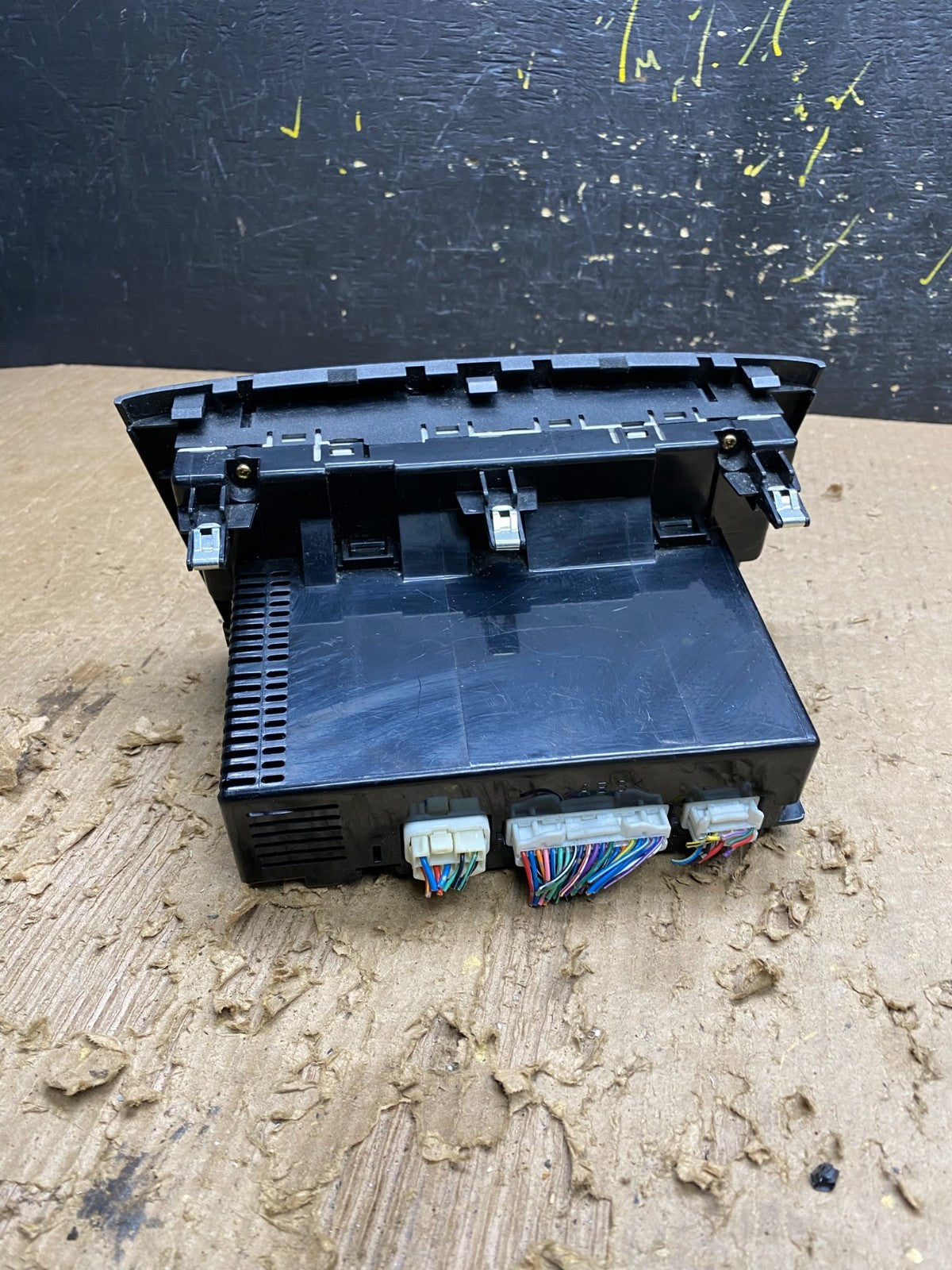 2004 - 2006 Lexus ES330 Center Dash A/C AC Heater Climate Control Unit Z9895 DG3