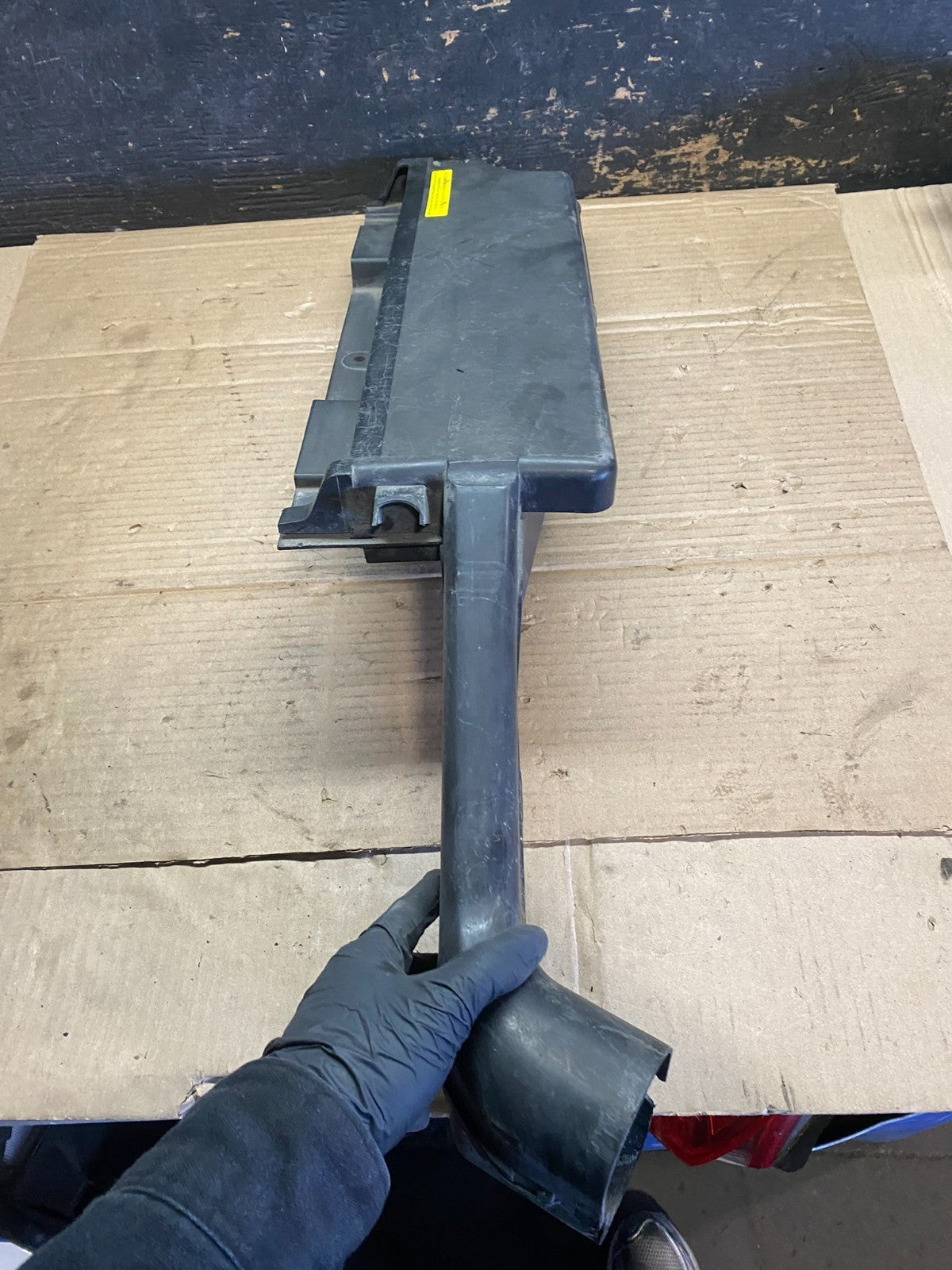 2003 to 2007 Nissan Murano Upper Air Intake Duct V2813 DG3