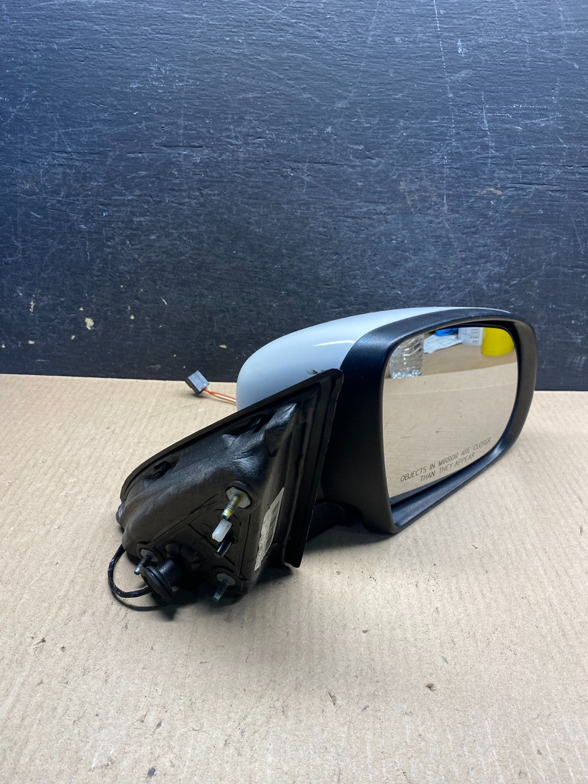 2014 - 2021 Jeep Cherokee Right Passenger View Door Mirror AI7097 DW10