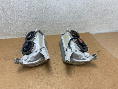 2001-2002 Toyota Corolla Right Left Side Halogen Headlights OEM S6921 PS10