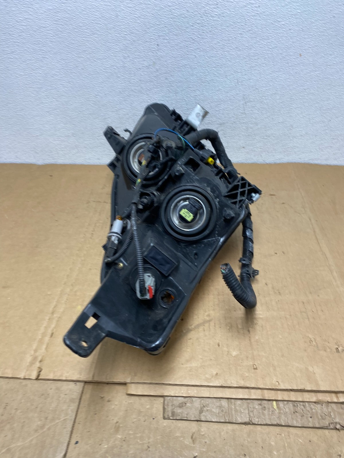 Sedan 2010 2011 2012 Nissan Altima Left Driver Side Headlight AC8461 DW8