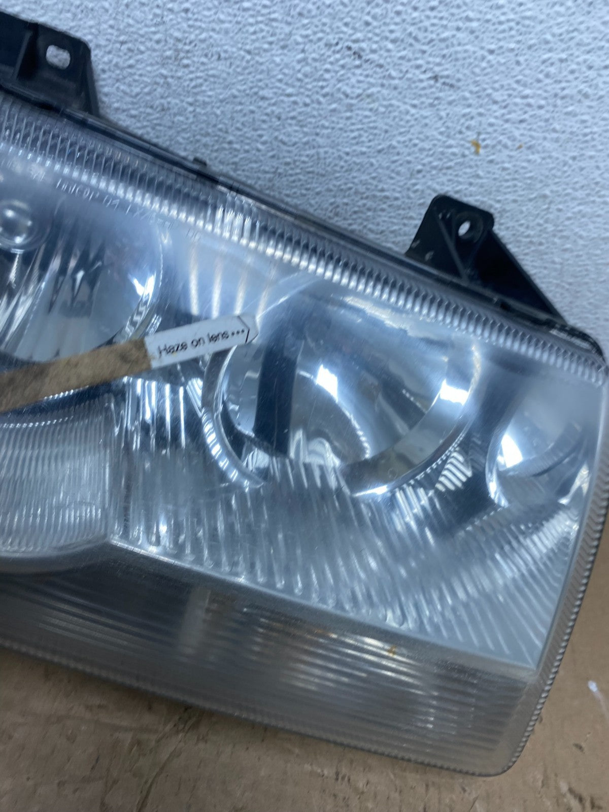 2005 2006 2007 Chrysler 300 Right Passenger RH Halogen Headlight AD8084 DW5