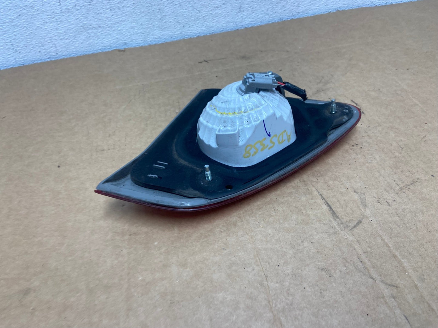 2009-2010 Toyota Corolla Left Driver Lh Side Tail Light Inner AD5358 LK4