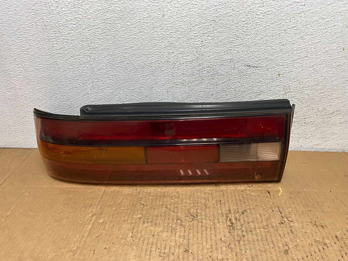 1992 to 1994 Lexus ES300 ES330 Left Driver Side Tail Light ad1134 DG0