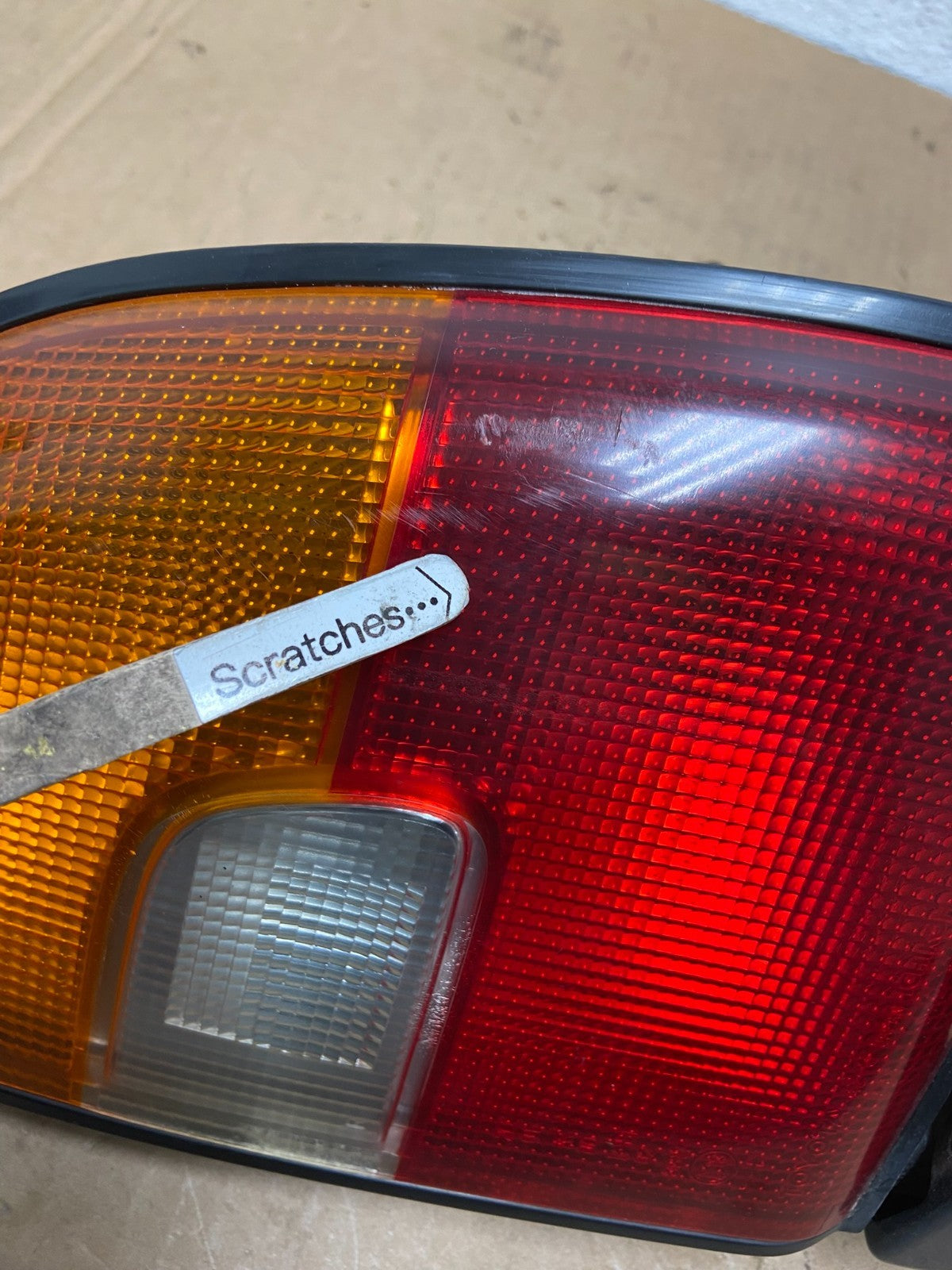 1996 - 1997 Toyota Rav4 Right Passenger Rh Side Tail Light AD3277 DW3