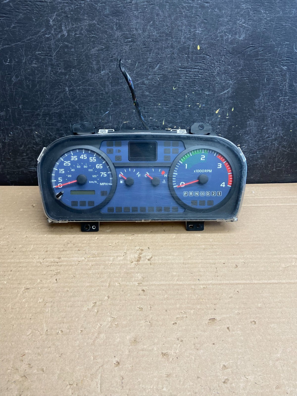 2008 Hino 268 Instrument Cluster P#83800-E0E40 AG03140