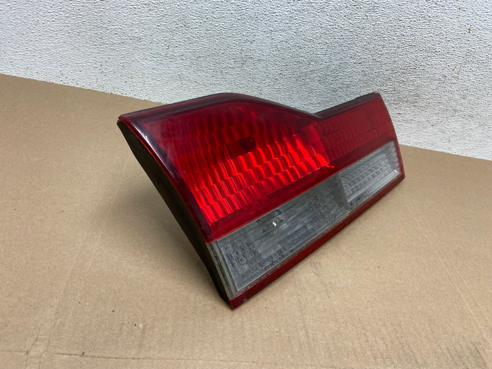 2001 to 2002 Honda Accord Left Driver LH Side Inner Tail Light AE6618 LK2