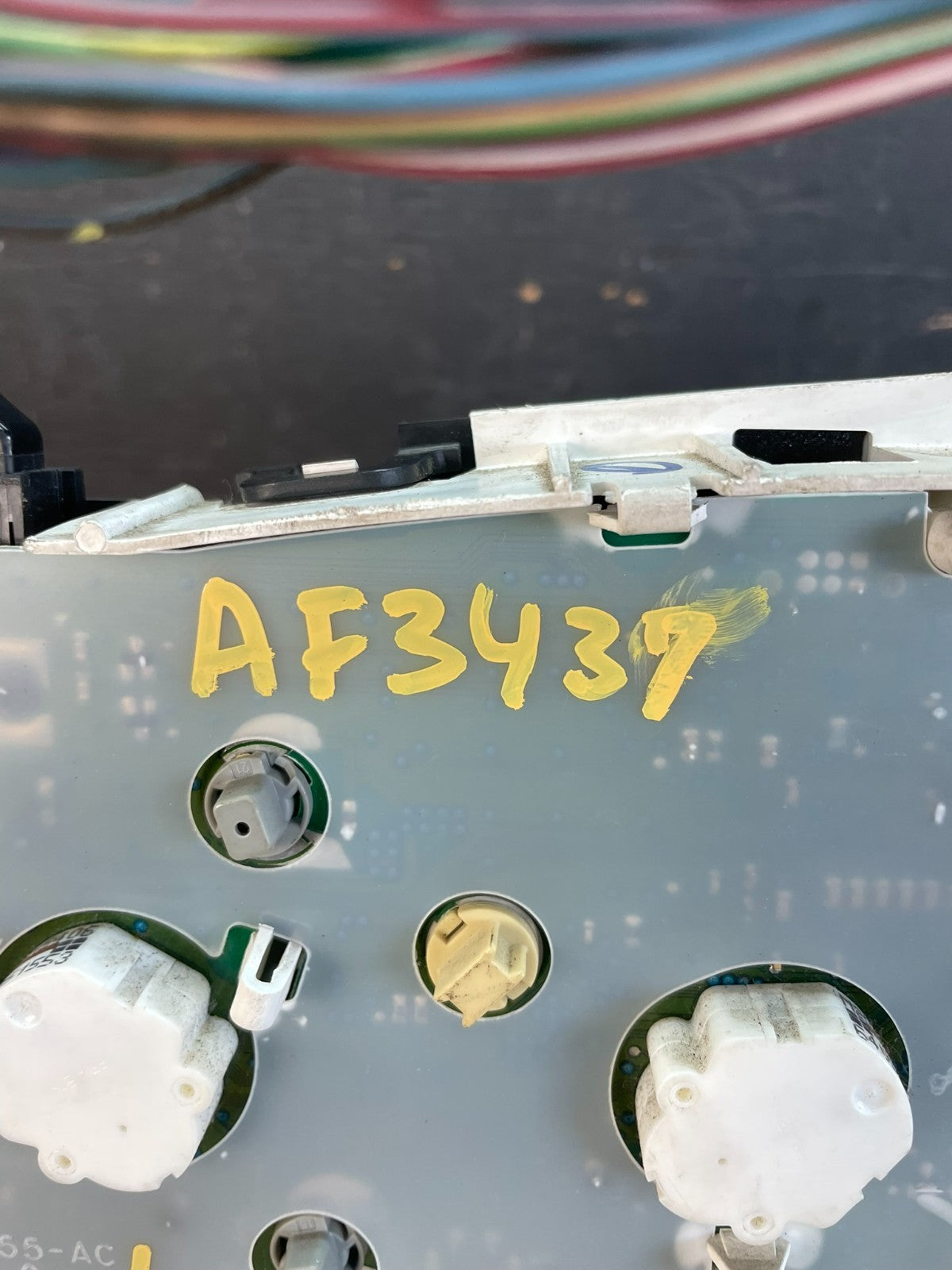 2006 Ford E350 Gauge Speedometer Cluster AF3437 DW11