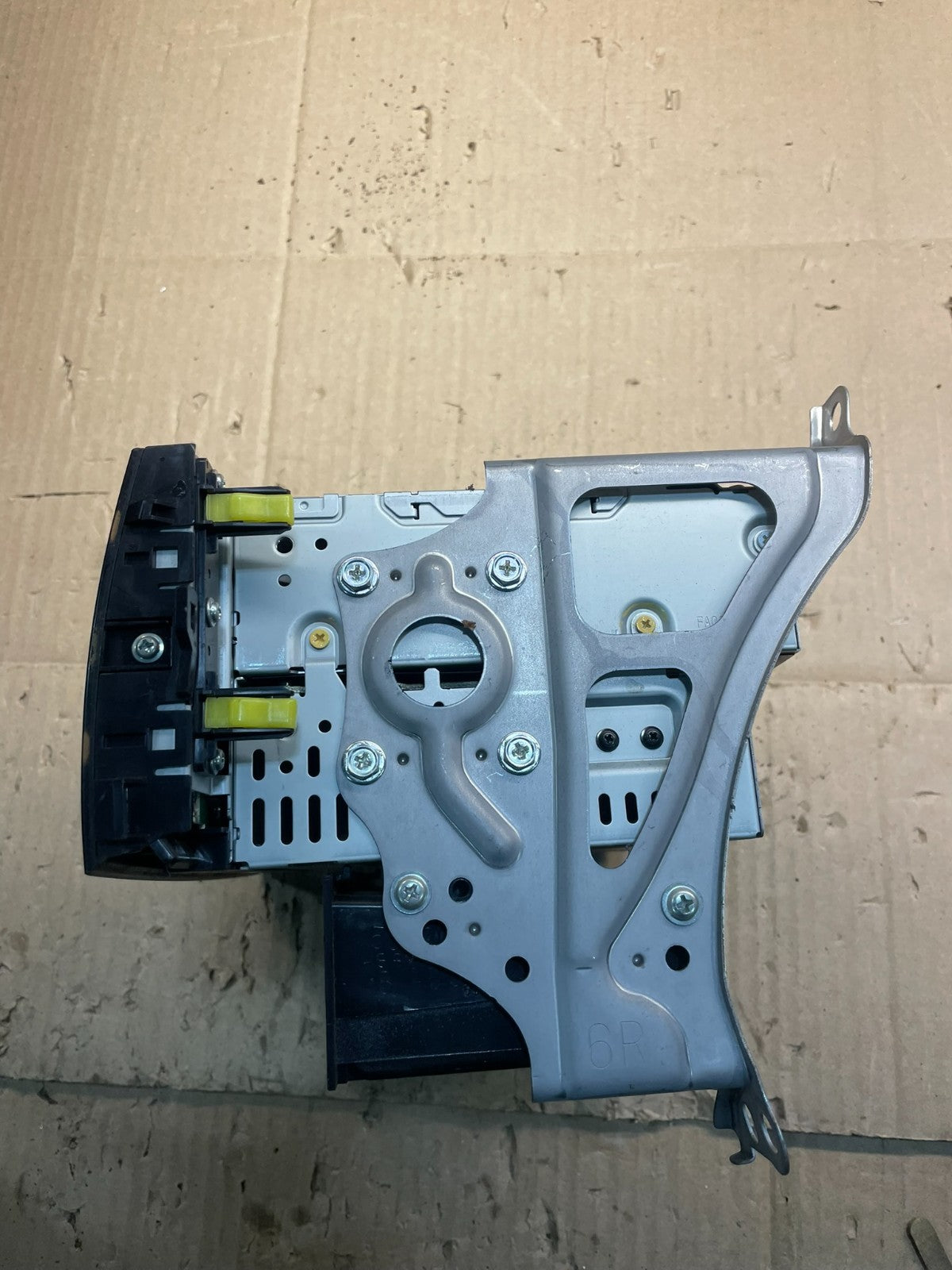 2006 to 2009 Toyota Prius OEM Radio AM/FM CD Player Oem X8477DG4
