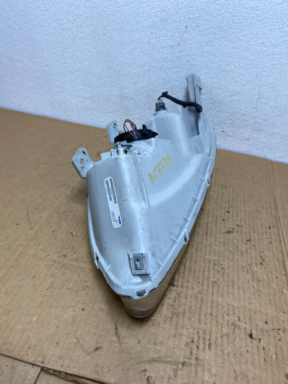 1999 2000 Honda Civic Sedan Headlight Halogen Right Passenger Rh AC7775 DG7
