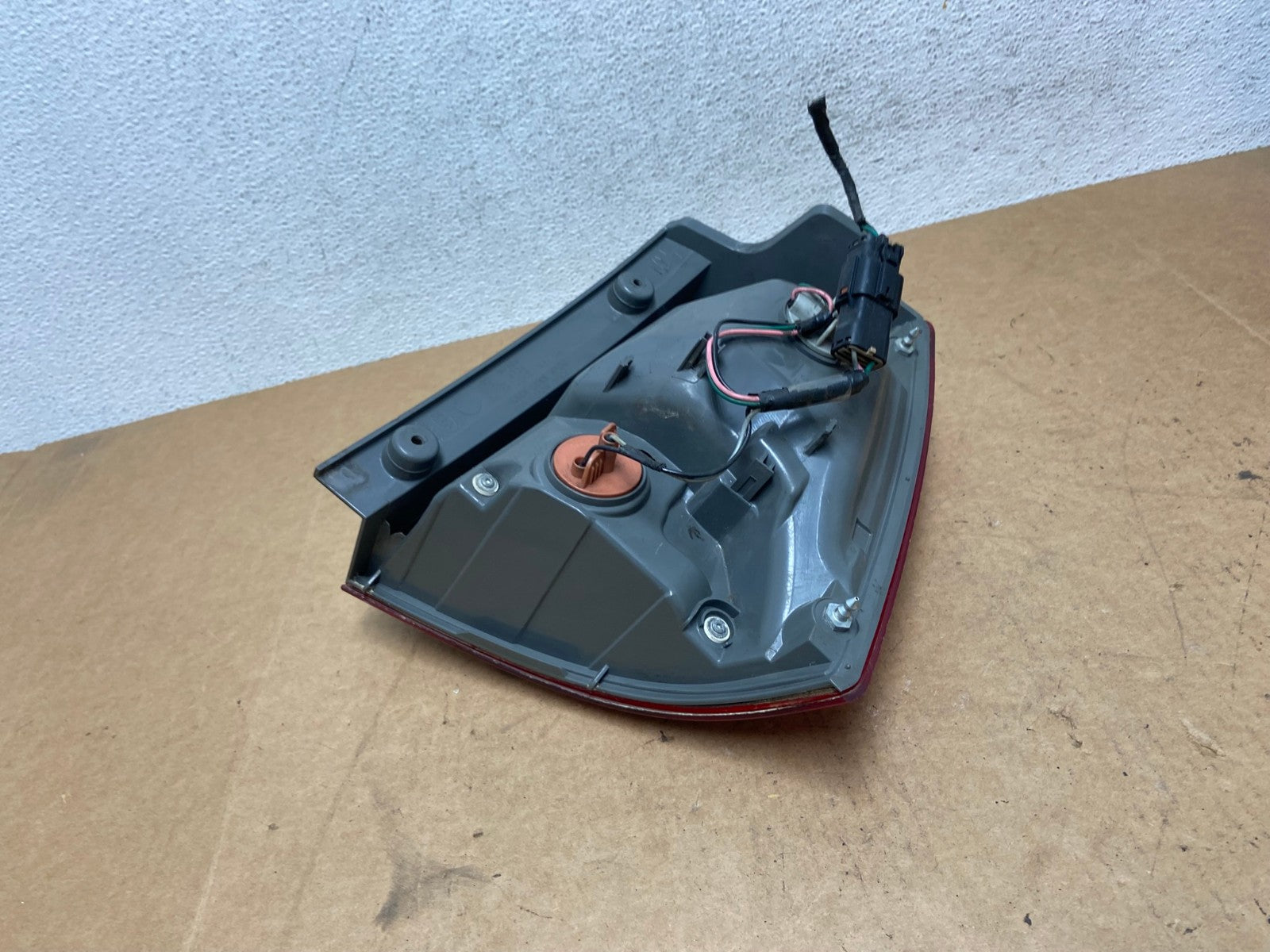 2011 2012 Kia Sorento Left Driver LH Side Tail Light AE3140 LK4