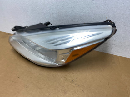 2013 - 2016 Ford Escape Headlight Left Driver Lh Side Halogen AE2995 DW1