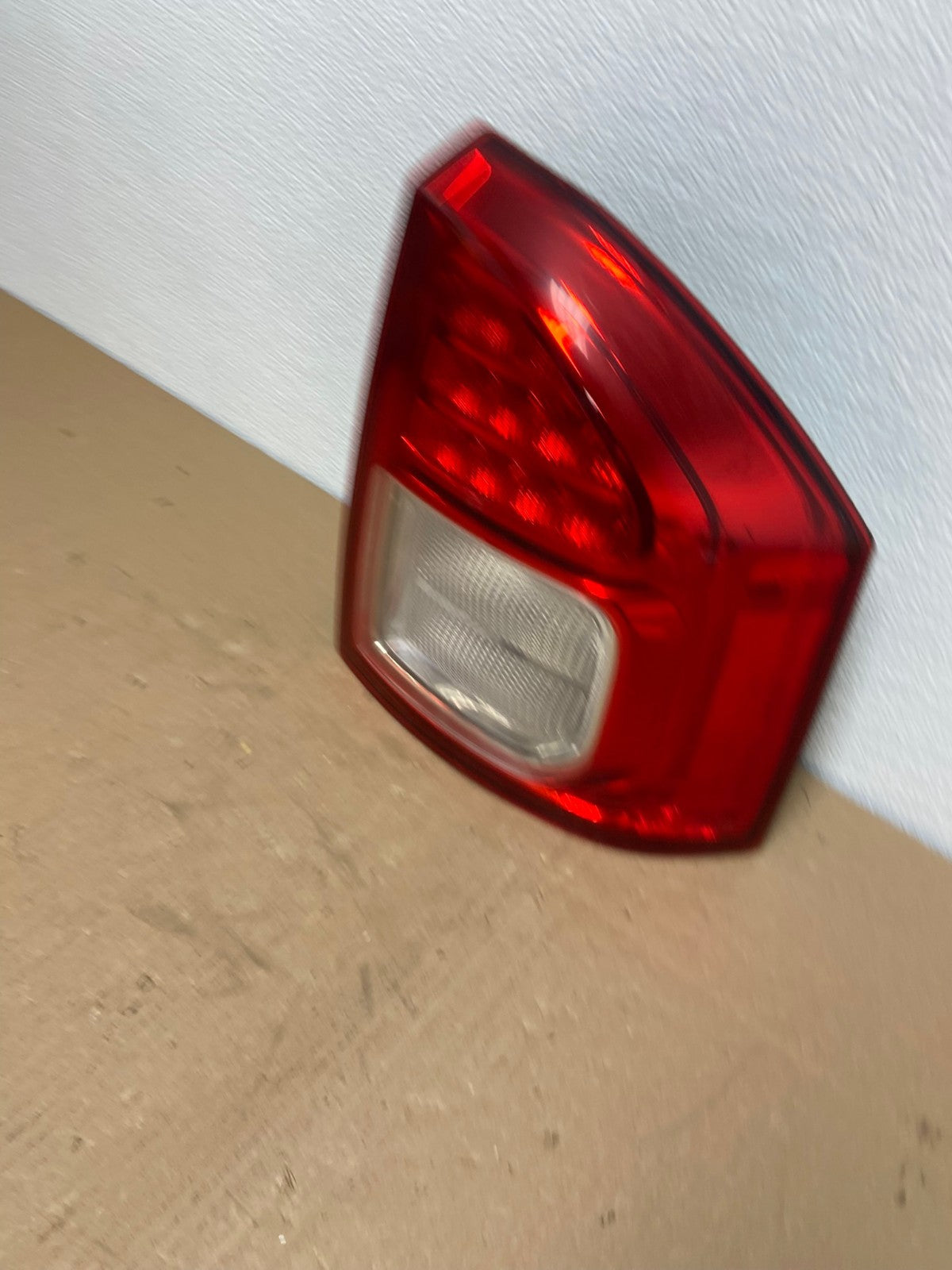 2011 2012 2013 Jeep Compass Right Passenger Rh Side Tail Light AB6499 LK1