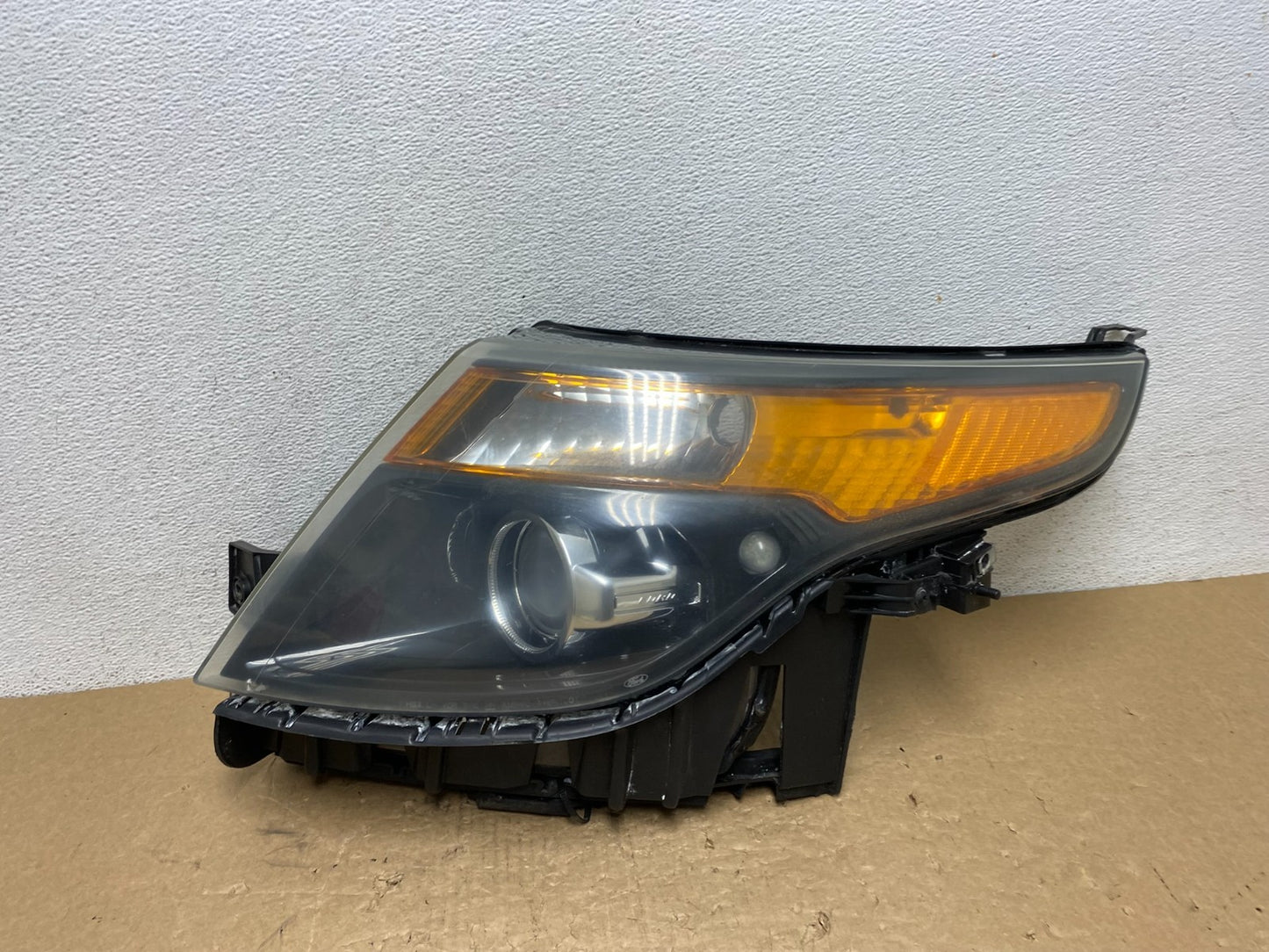 2011 to 2015 Ford Explorer Police Left Driver LH Halogen Headlight AF8080 DW0