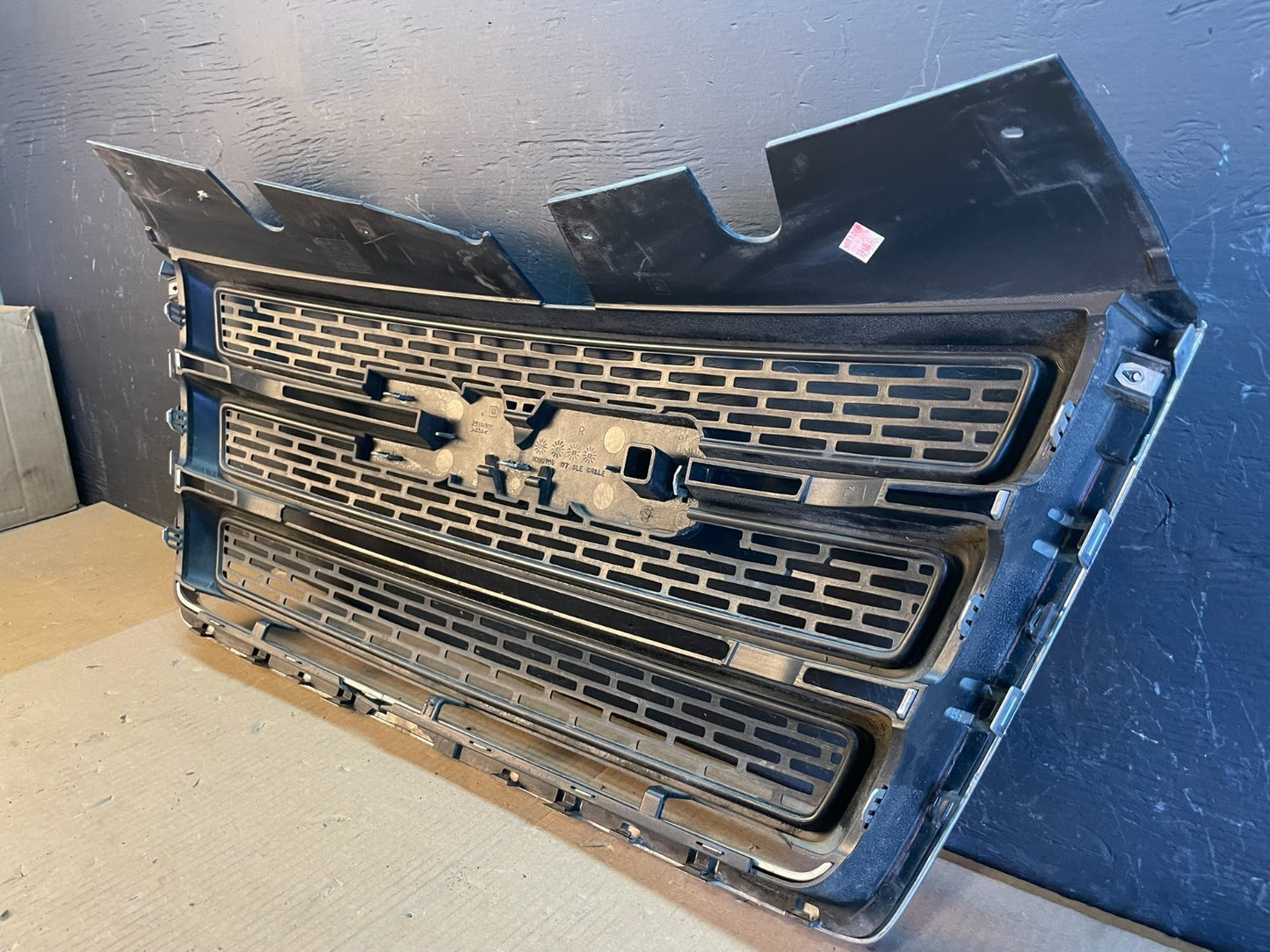 2010 to 2015 Gmc Terrain Front Upper Grill Grille Aftermarket AB7886 DG7