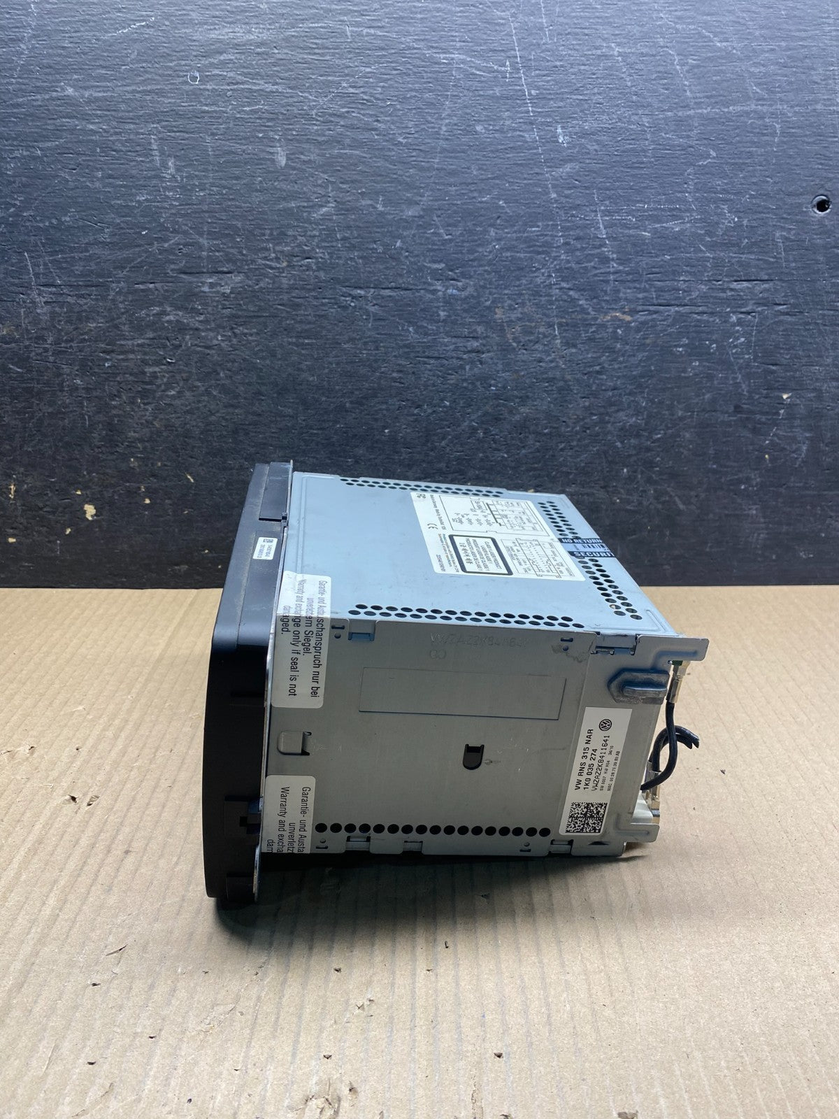 2012 to 2016 Volkswagen Golf GTI Radio CD Player AM/FM AJ0339 DG2