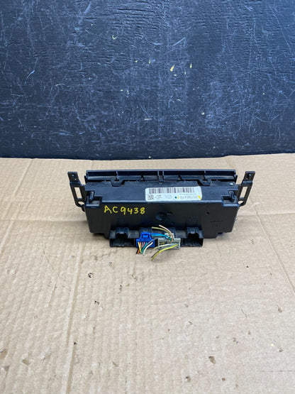 2007 - 2009 Chevrolet Silverado Gmc Sierra A/C Heater Climate Control ac9438 DG3