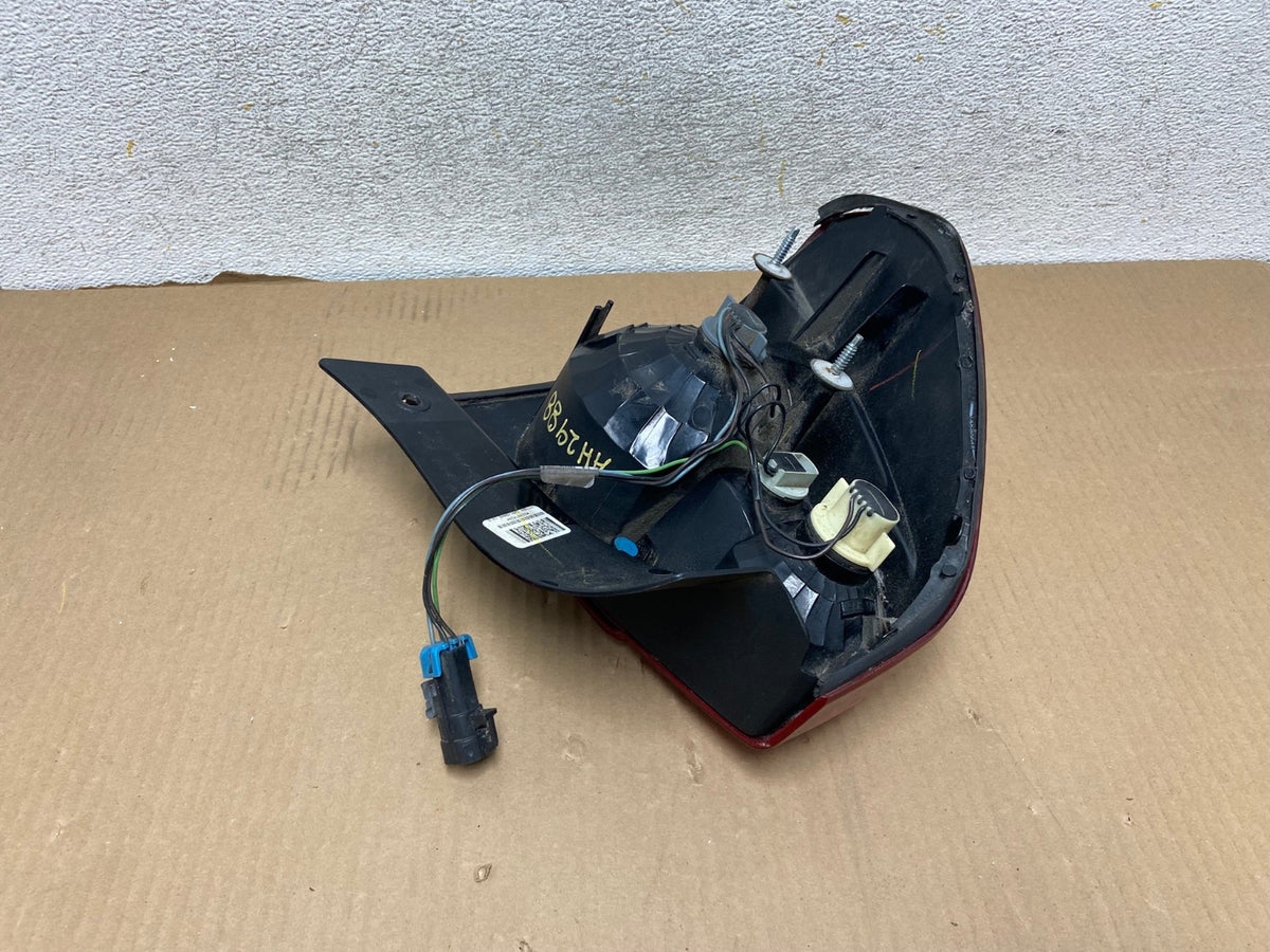 2004 to 2008 Chevrolet Malibu Right Passenger Rh Side Tail Light AH2988 LK5