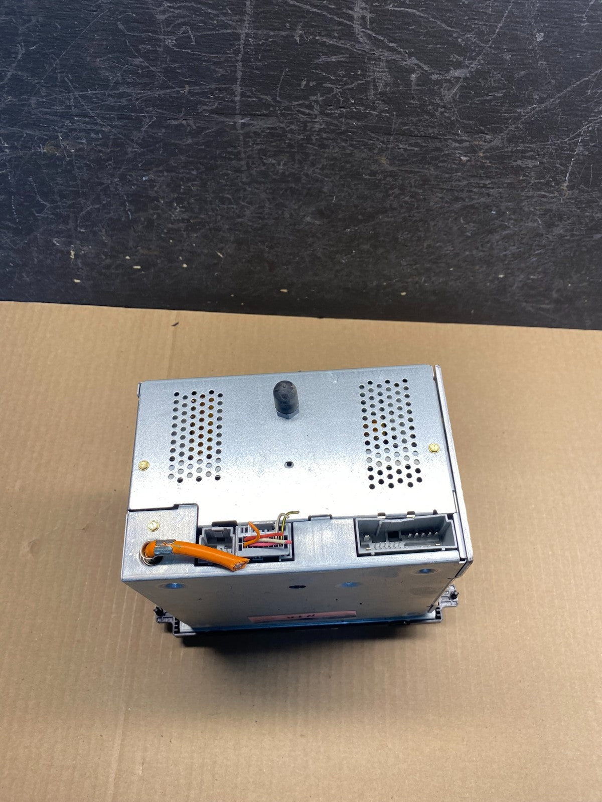 2004 to 2008 Ford F150 Mustang Radio Stereo Audio AM/FM AG9422 DW5
