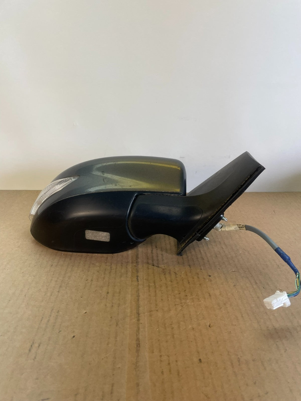 2013 to 2019 Nissan Sentra Right Passenger Side Door Mirror AF5514 DW3