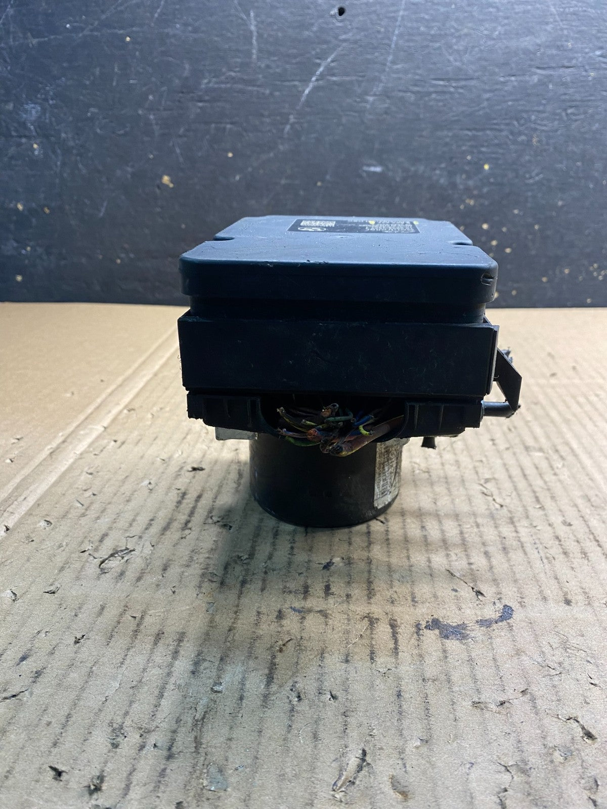2012 to 2016 BMW 328i ABS Anti-Lock Brake Pump 6862247 OEM AB2729 DG3