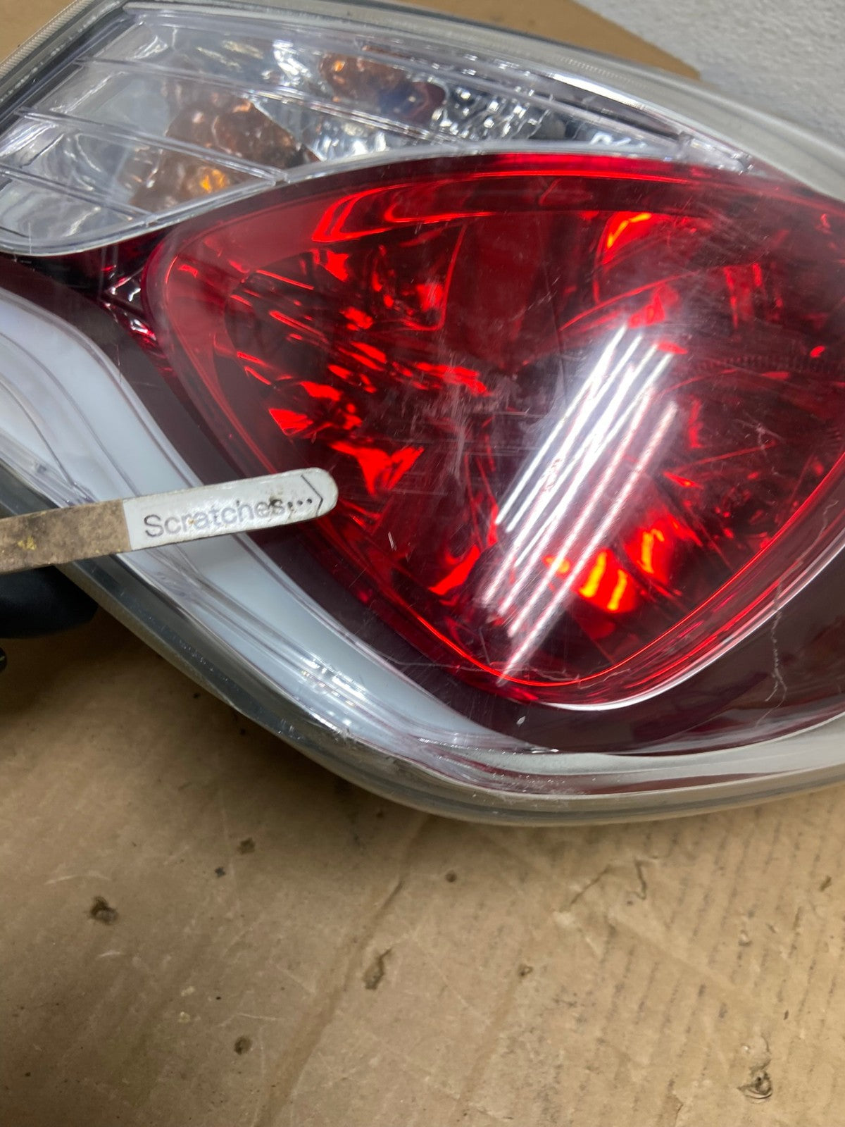 2011 - 2015 Hyundai Sonata Hybrid Right Passenger Tail Light AD0958 LK3