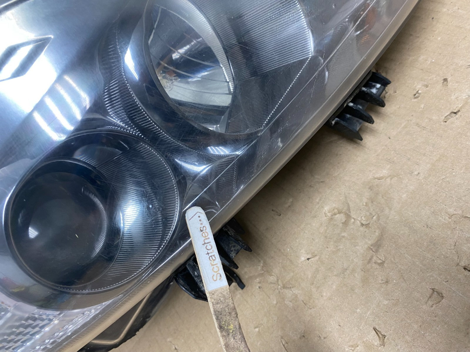 2011 to 2014 Nissan Murano Headlight Right Passenger Rh Halogen AG5877 DW3