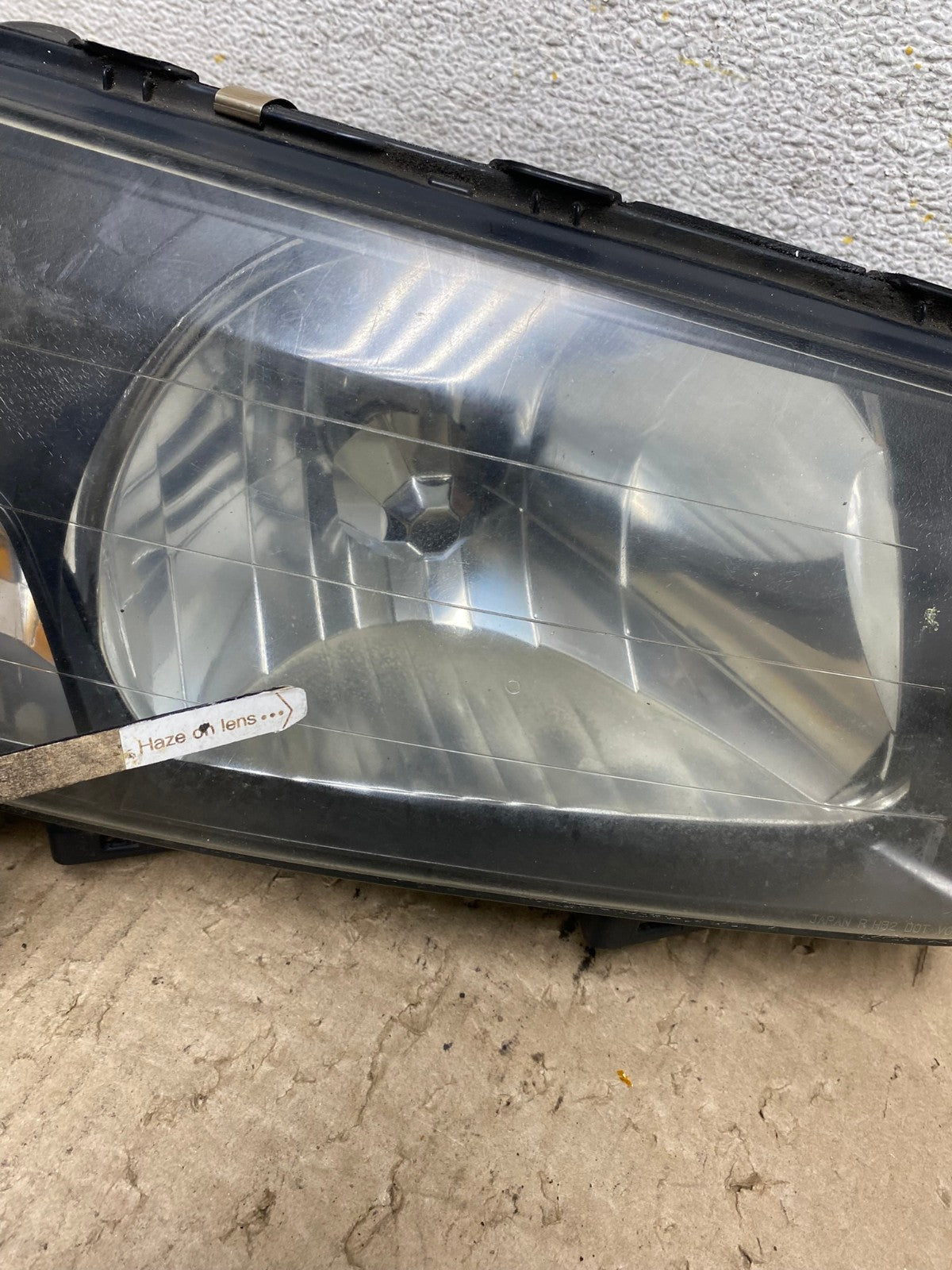 2003 2004 Subaru Forester Right RH Side Headlight Halogen AI2496 LK5