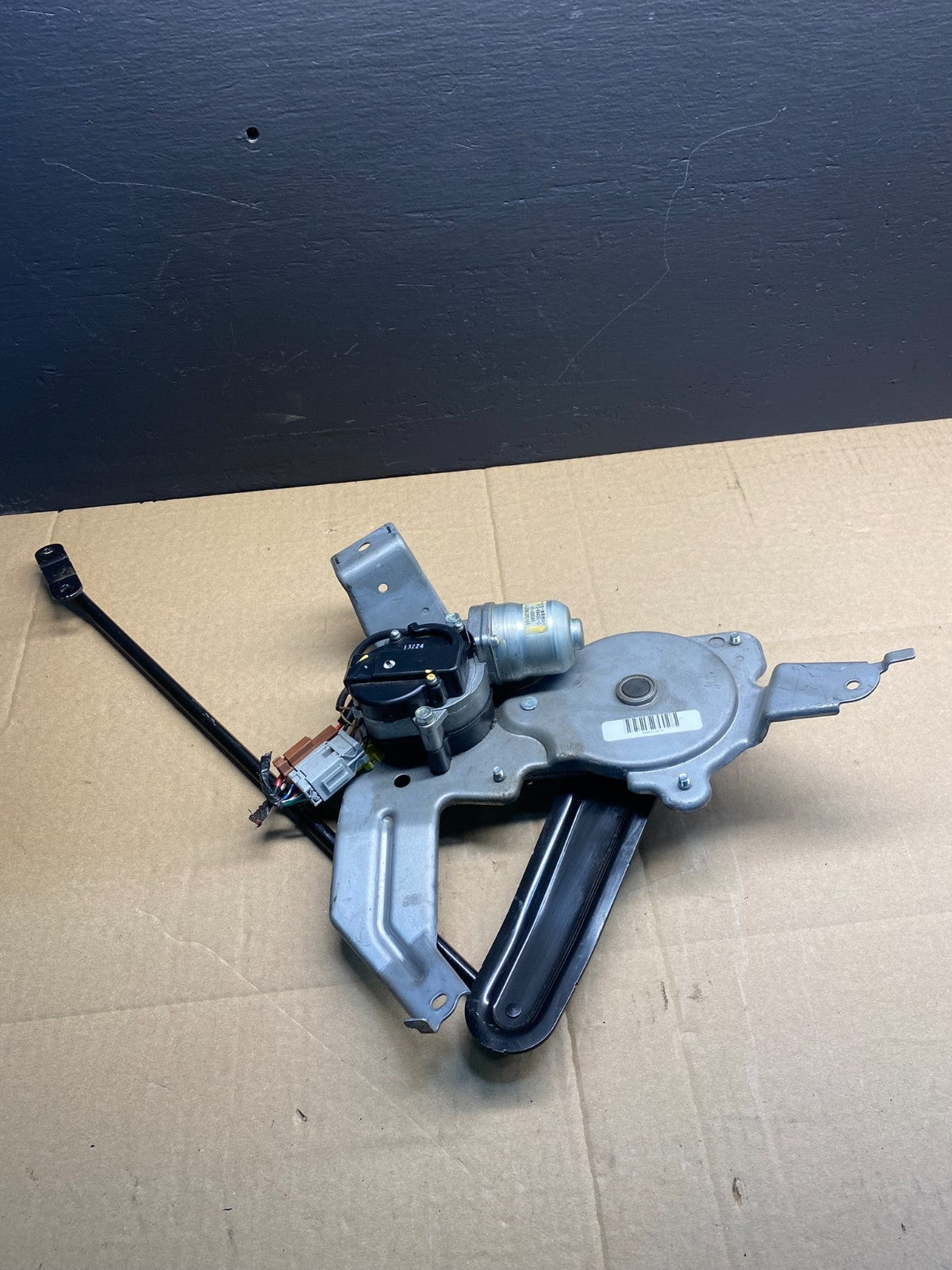 2007-2013 Acura MDX Honda Odyssey  Lift Gate Trunk Lid Motor Actuator AB4199 DG0