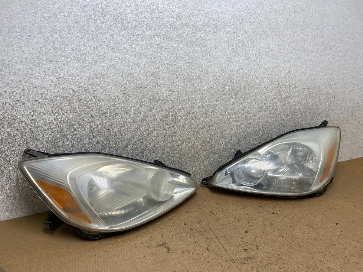 2004 2005 Toyota Sienna Left+Right Set Side Halogen Headlights W5445 DW2